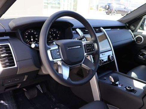 Certified 2025 Land Rover Discovery S AWD/4WD image 14