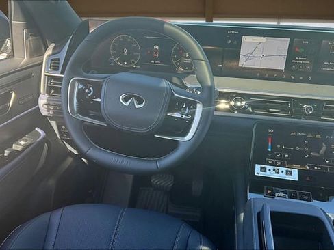 New 2026 INFINITI QX80 4WD image 5