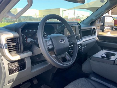 Used 2023 Ford F250 XL w/ STX Appearance Package AWD/4WD image 17