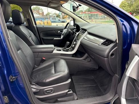 Used 2014 Ford Edge SEL w/ Equipment Group 205A AWD/4WD image 9