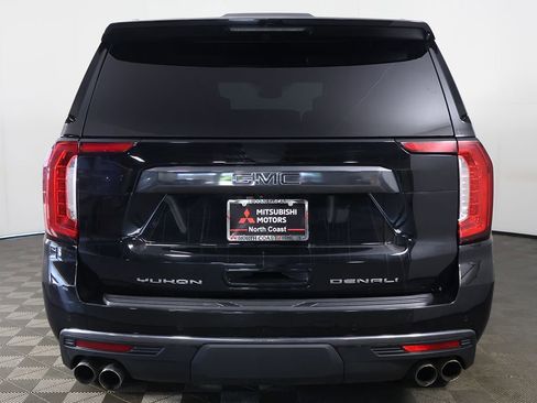 Used 2023 GMC Yukon XL Denali Ultimate AWD/4WD image 19