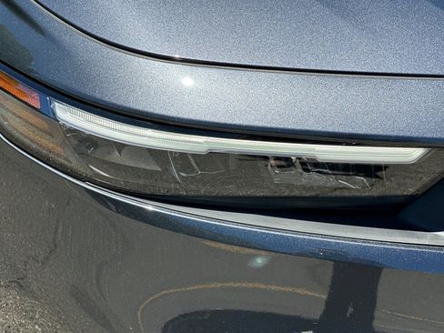 Used 2023 Honda Accord EX image 11
