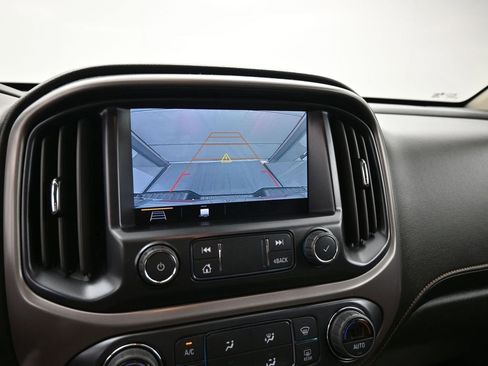 Used 2022 GMC Canyon AT4 w/ Driver Alert Package image 13