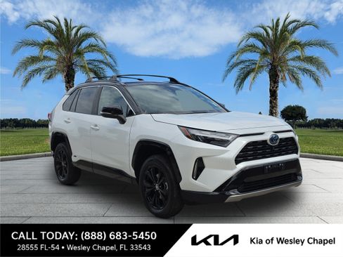 Used 2023 Toyota RAV4 XSE AWD/4WD image 1