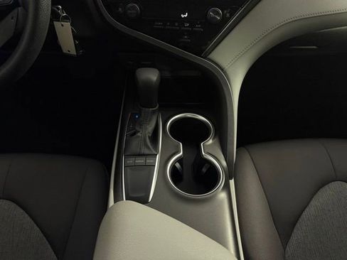 Used 2023 Toyota Camry LE image 22