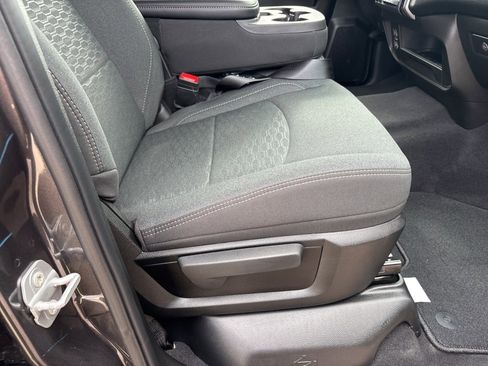 New 2025 RAM 3500 Big Horn image 27