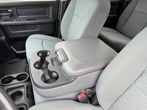 Used 2013 RAM 2500 Tradesman w/ Chrome Appearance Group AWD/4WD image 33