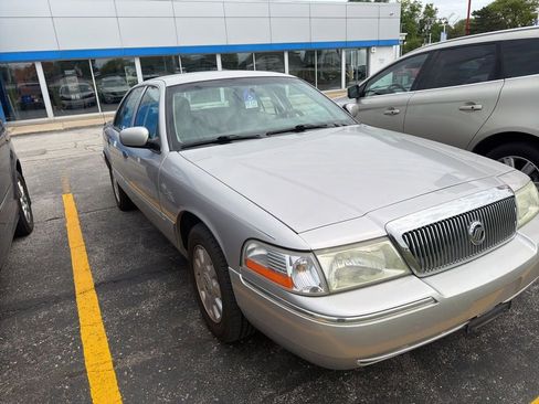 Used 2005 Mercury Grand Marquis LS RWD image 3