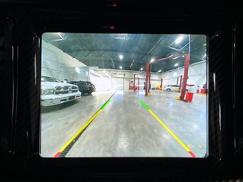 Used 2019 Dodge Challenger R/T w/ Plus Package image 13