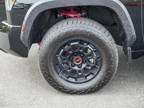 Used 2025 Toyota Tundra TRD Pro AWD/4WD image 9