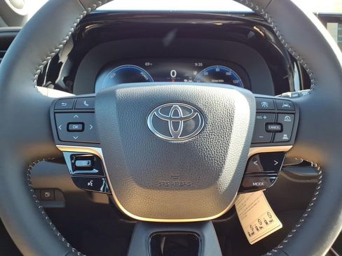 New 2026 Toyota Crown Signia AWD/4WD image 16
