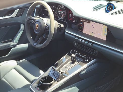 Used 2024 Porsche 911 Carrera S RWD image 31