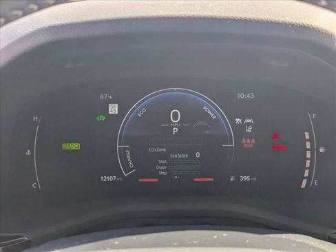 Certified 2025 Toyota Camry SE w/ Convenience Package image 10