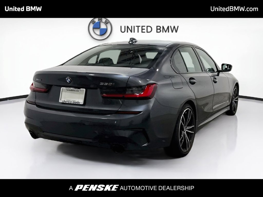 Used 2021 BMW 330i xDrive Sedan w/ M Sport Package AWD/4WD image 5