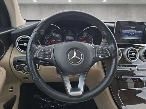 Used 2017 Mercedes-Benz GLC 300 GLC 300 image 21