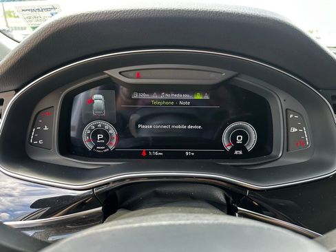 Used 2022 Audi Q7 3.0T Premium w/ Convenience Package image 12