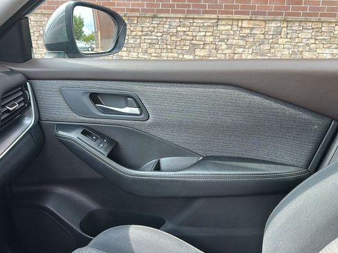 Used 2021 Nissan Rogue SV AWD/4WD image 21