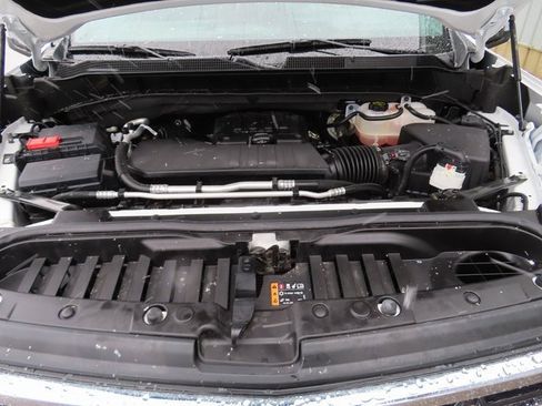 Used 2024 Chevrolet Silverado 1500 LT image 12