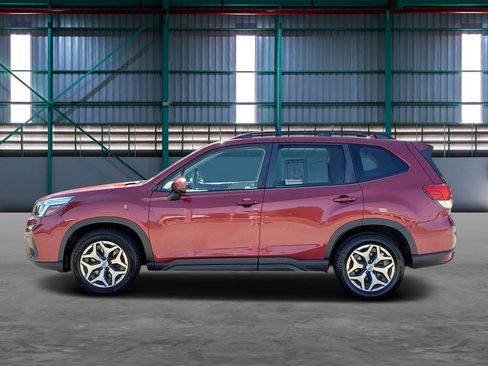 Used 2020 Subaru Forester Premium w/ Popular Package #1 AWD/4WD image 2