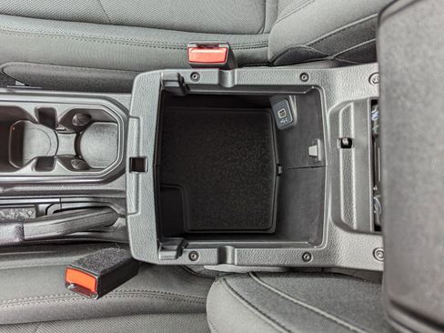 Used 2023 Jeep Gladiator Sport image 28