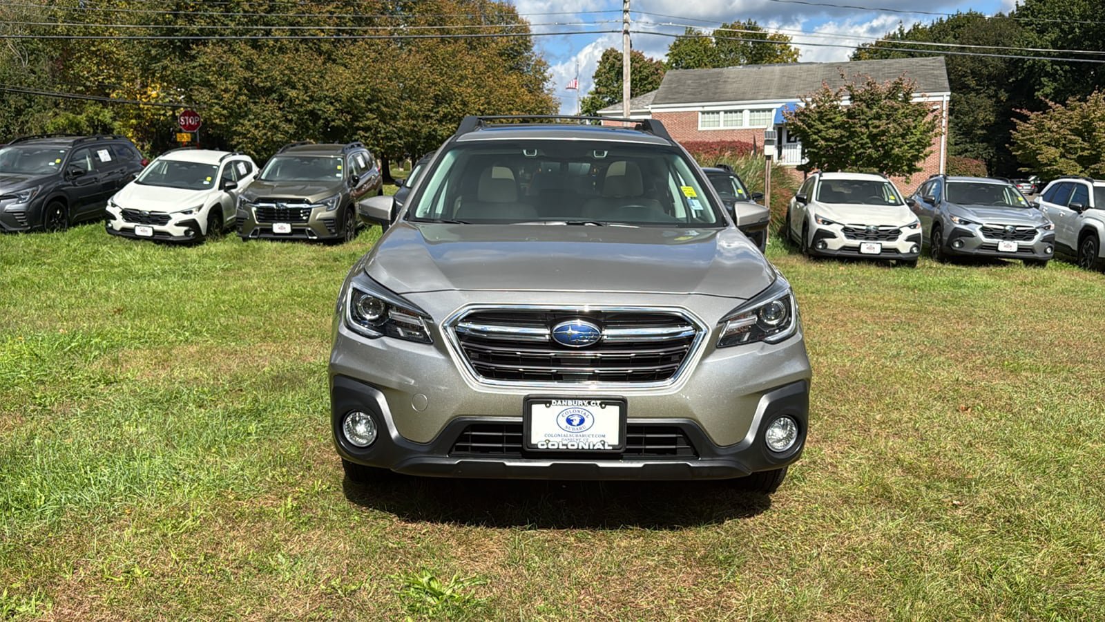 Used 2019 Subaru Outback 2.5i Limited AWD/4WD image 4