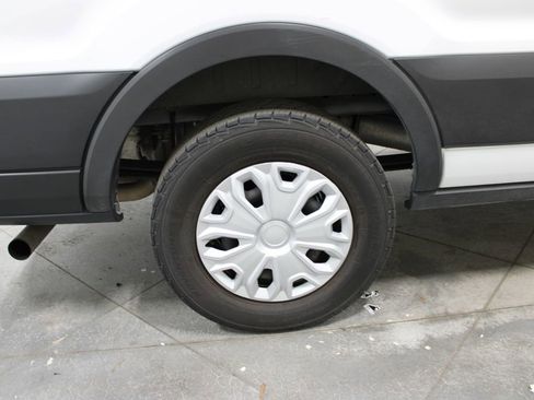 Used 2023 Ford Transit 350 XLT image 36