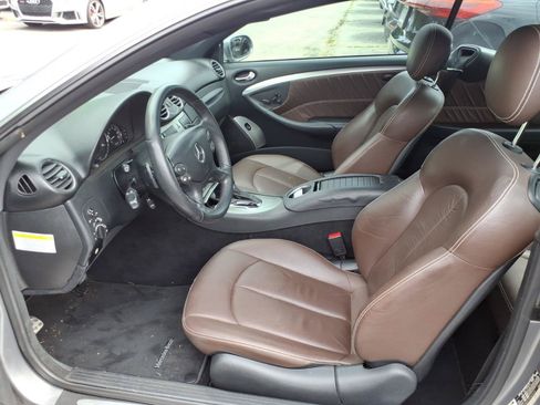 Used 2009 Mercedes-Benz CLK 350 Coupe image 5