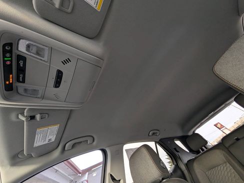 Used 2019 Chevrolet Equinox LT AWD/4WD image 34