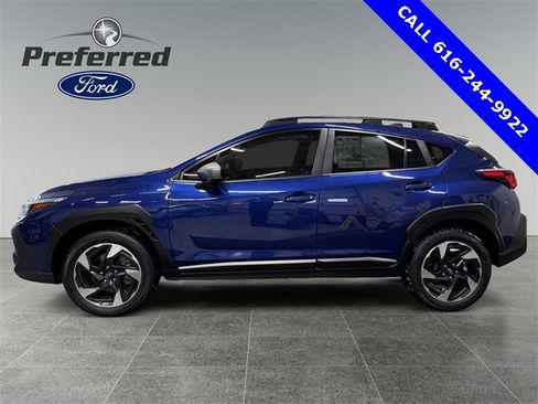 Used 2024 Subaru Crosstrek 2.5i Limited w/ Crosstrek Mirror Package image 6