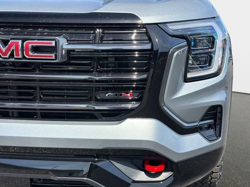 New 2026 GMC Terrain AT4 w/ Convenience Package III AWD/4WD image 9
