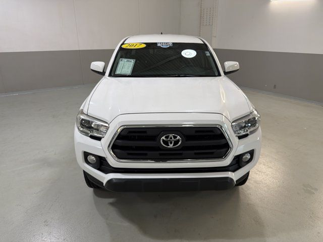Used 2017 Toyota Tacoma SR5 w/ Tow Package AWD/4WD image 3