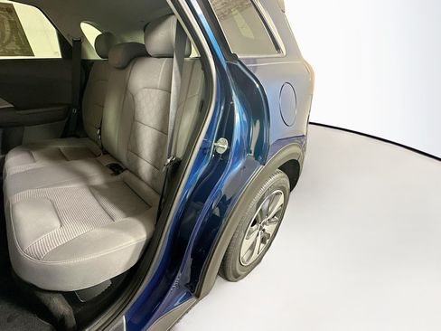 Used 2022 Kia Niro LX FWD image 25