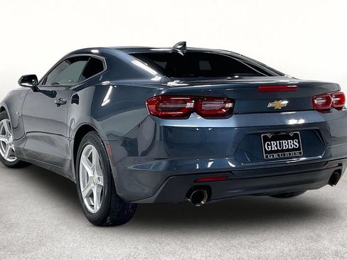 Used 2023 Chevrolet Camaro LT RWD image 15