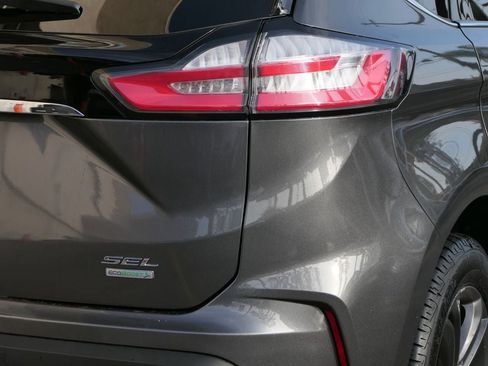 Certified 2020 Ford Edge SEL FWD image 5