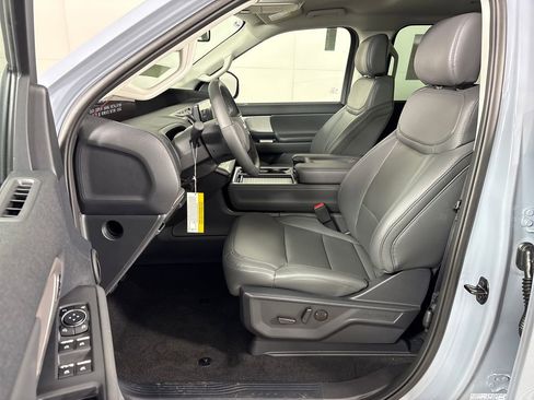 New 2026 Ford Expedition Max Active RWD image 28