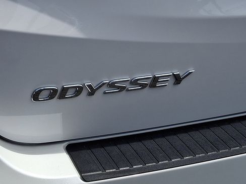 Used 2025 Honda Odyssey Sport-L image 31