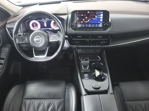 Used 2021 Nissan Rogue Platinum image 25