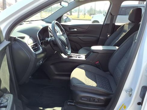 Used 2022 Chevrolet Equinox LT image 19