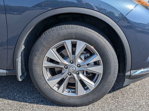 Used 2018 Nissan Murano SL w/ Moonroof Package AWD/4WD image 11