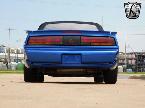 Used 1991 Pontiac Firebird Convertible image 4