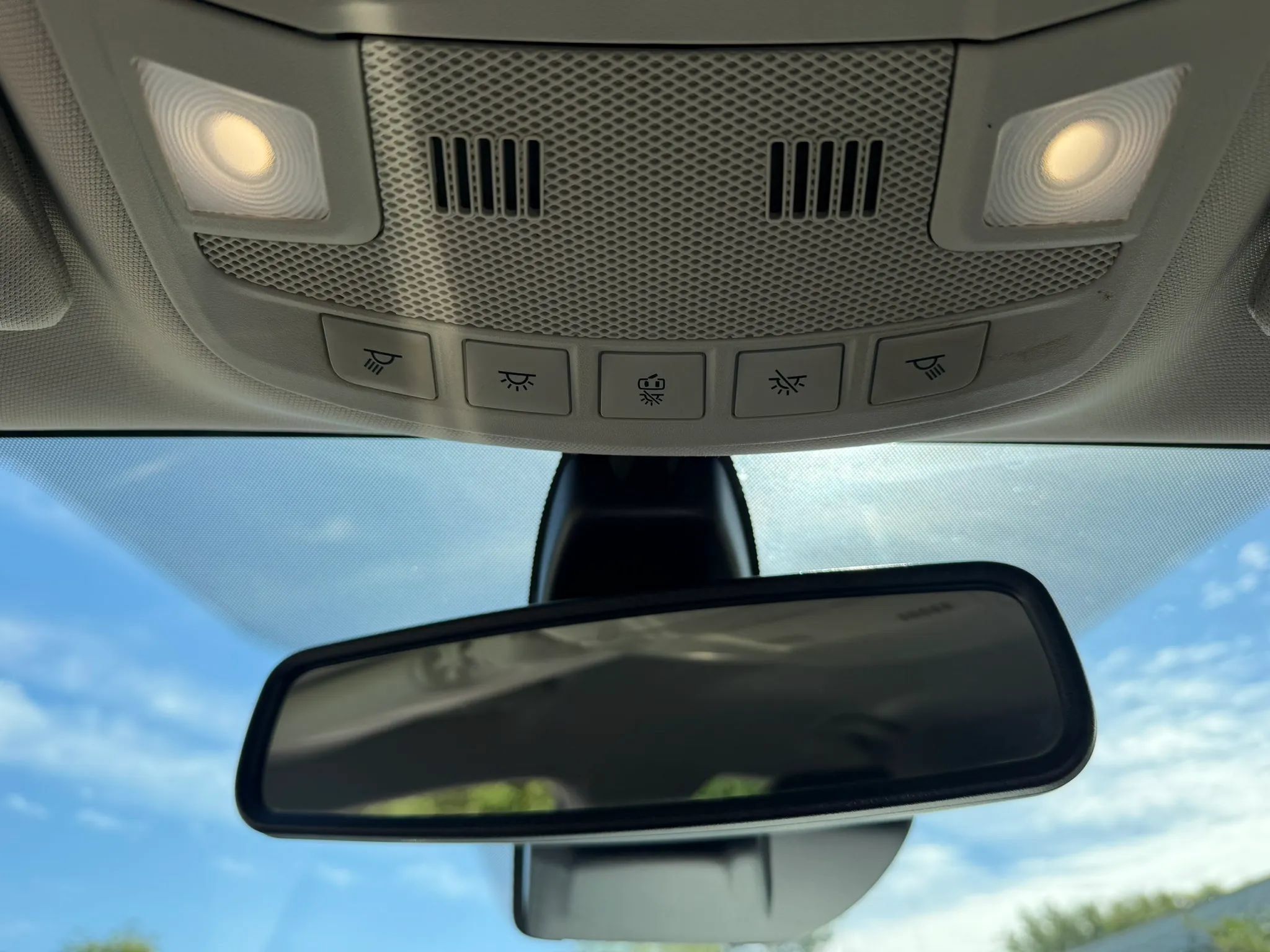Used 2019 Ford Fusion SE FWD image 27