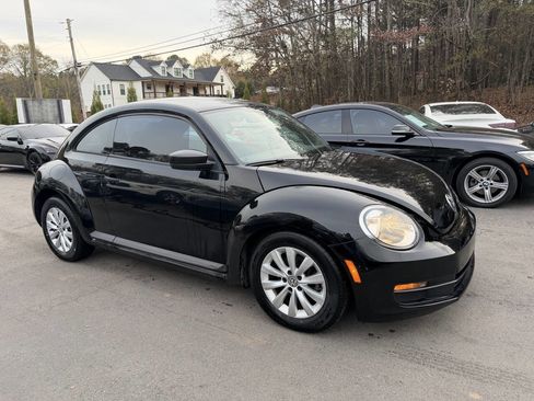 Used 2013 Volkswagen Beetle 2.5 image 3