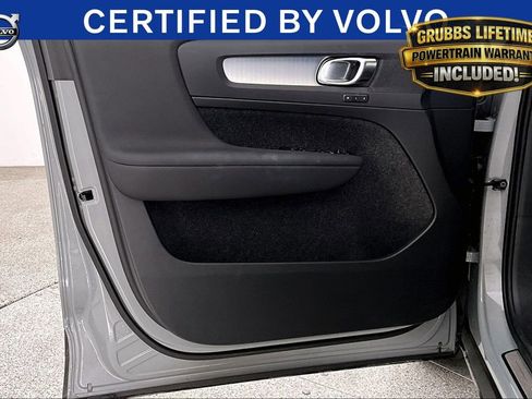 Certified 2024 Volvo XC40 B5 Core AWD/4WD image 22