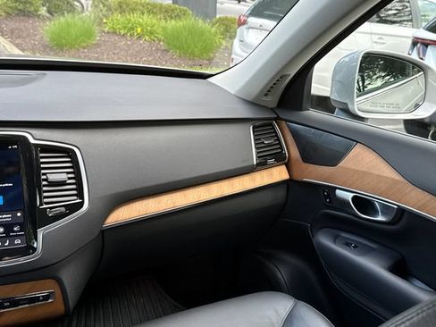 Used 2023 Volvo XC90 B6 Plus w/ Protection Package Premier AWD/4WD image 23