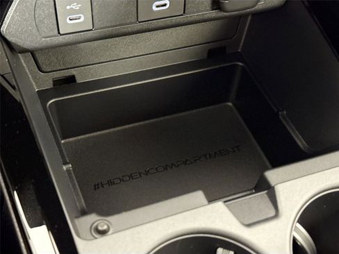 New 2026 Toyota Prius Plug-In Hybrid image 31