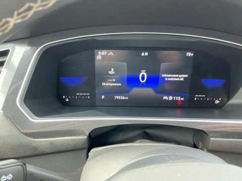 Used 2022 Volkswagen Tiguan SE image 22