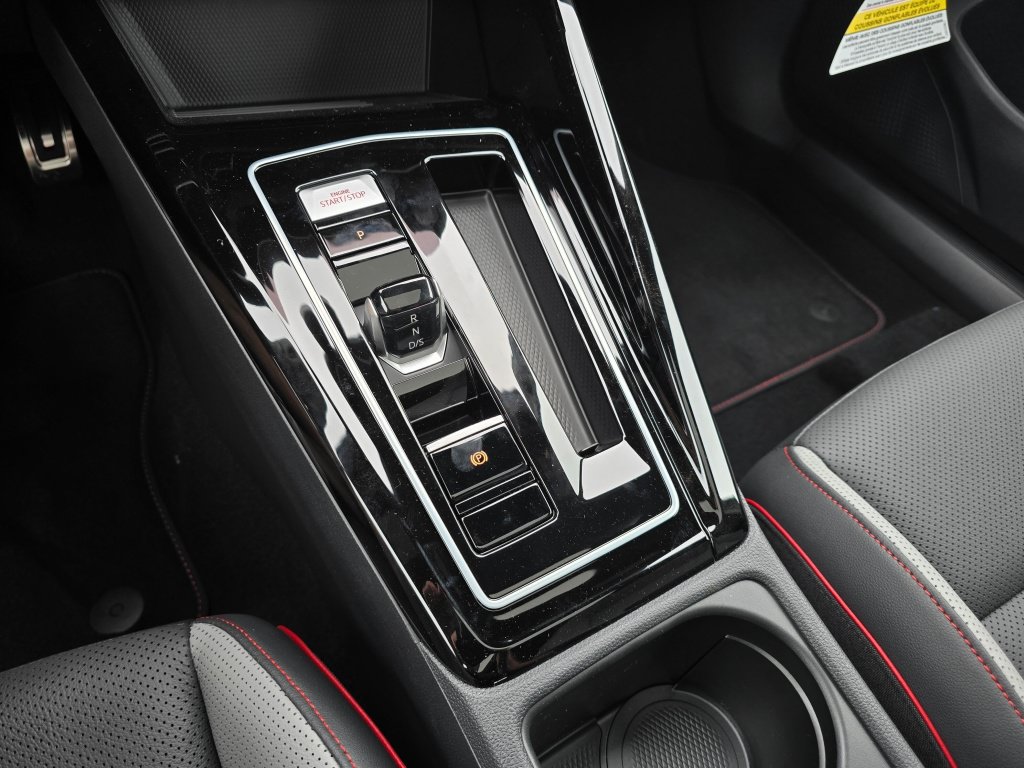 New 2026 Volkswagen GTI SE FWD image 31