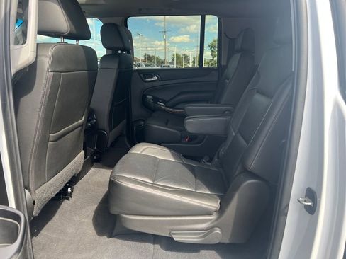 Used 2019 Chevrolet Suburban Premier image 26