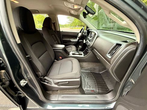 Used 2018 Chevrolet Colorado LT w/ LT Convenience Package image 24