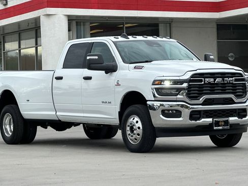 New 2026 RAM 3500 Big Horn image 9